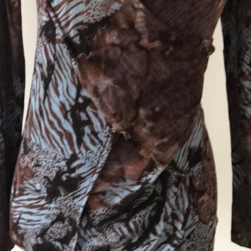 Shirt - Picture 2 of 4